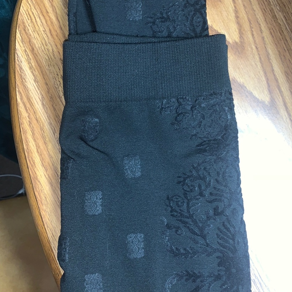 Connection 18 Black Leggings